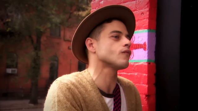 Rami Malek /Рами Малек — I'm too hot, hot damn! смотреть онлайн
