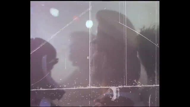 Freddie Mercury - Living On My Own (1993 Remix Remastered) смотреть онлайн