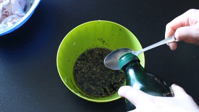 Курица в соевом соусе на сковороде, ароматное, нежное и очень вкусное блюдо. смотреть онлайн