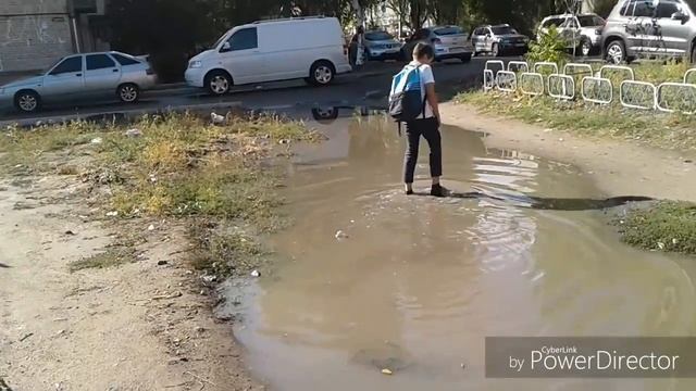 Ден решил помыть ноги:)? смотреть онлайн