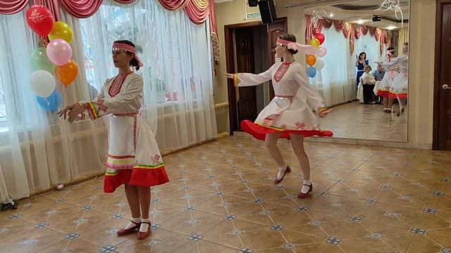 Марийский танец сюрприз на юбилее Йошкар-Ола смотреть онлайн