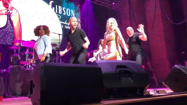 Electric Youth - Debbie Gibson - The Body Remembers US Tour 04-06-2022 Chicago смотреть онлайн