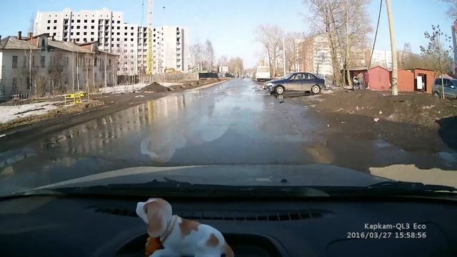 Выезд из жилой зоны на ул. Гагарина смотреть онлайн