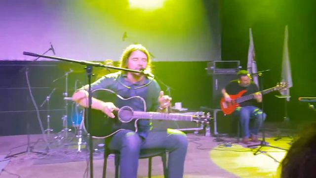 Дмитрий Ревякин и группа "Калинов мост", Когда мы уходили из дома.. смотреть онлайн