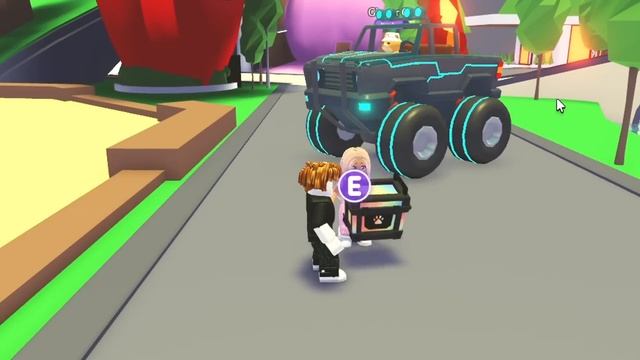 NOOB vs PRO RGB BOX OPENING in Adopt Me! смотреть онлайн