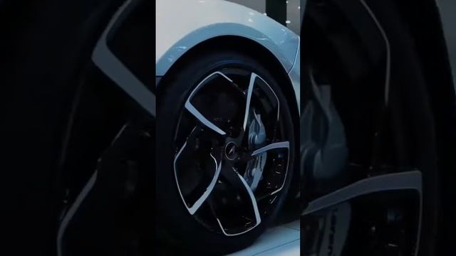 McLaren Elva car at showroom high definition #mclaren #carlover смотреть онлайн