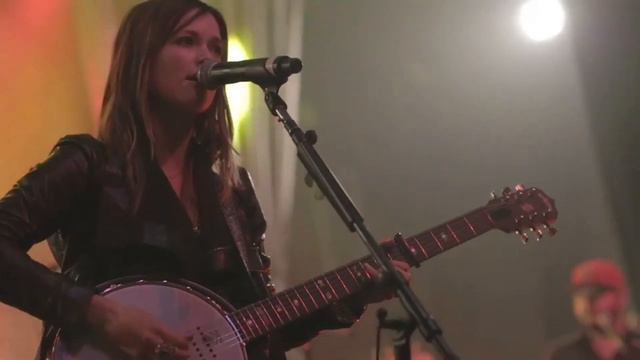 The Stunning Transformation Of Kacey Musgraves смотреть онлайн