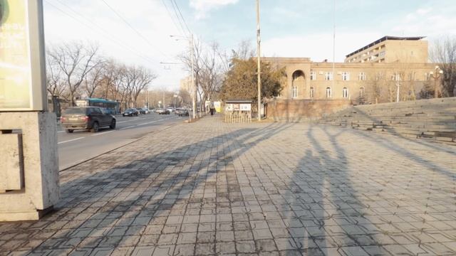 Yerevan, Armenia City Walk 4K | a Binaural Dérive Through the City with Immersive On Location Sound смотреть онлайн