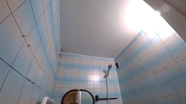 Красим потолок в ванной смотреть онлайн