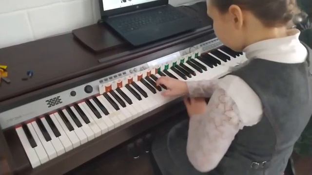 Soft Mozart Recital Tatjana 10 plays Ми мажор ми минор смотреть онлайн