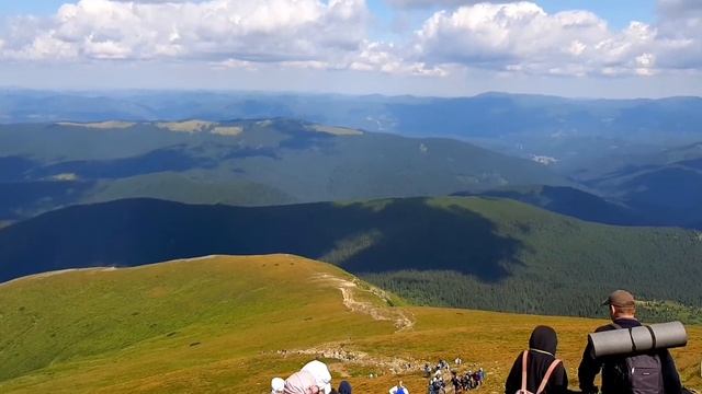 ГОВЕРЛА . Самая высокая точка Украины / Гора Говерла 2061 м над уровнем моря / Карпаты / Река смотреть онлайн