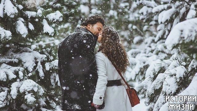 Муж решил познакомить давнего друга с женой. Увидев гостя, Оксана испугалась… смотреть онлайн