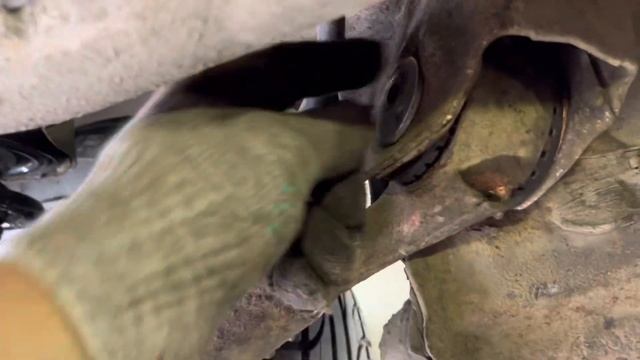 Чери тиго,сход-развал,превращается в доработку развальных болтов???