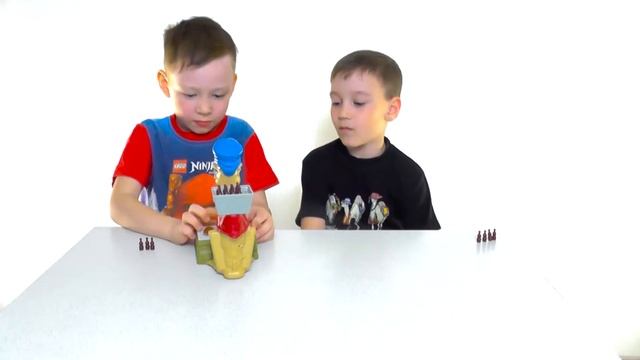 плюющий верблюд ЧЕЛЛЕНДЖ ИГРА Spitting camel game смотреть онлайн