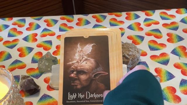 Wild Wisdom of the Faery Oracle by Lucy Cavendish Flip-Through смотреть онлайн