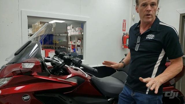 MORE Seat Problems... Let's CHOP SOME UP!!! 2018+ Honda Goldwing смотреть онлайн