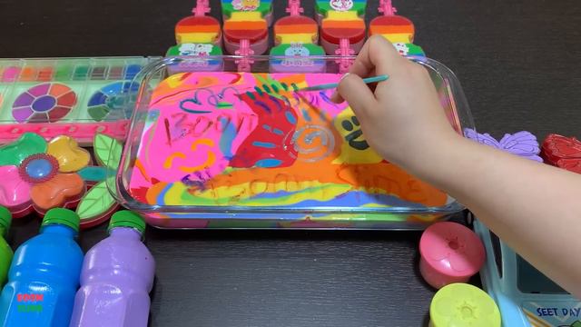 RELAXING WITH CLAY PIPING BAGS VS EYE SHADOW VS GLITTER Mixing Random Things Into Slime 5375.mp4