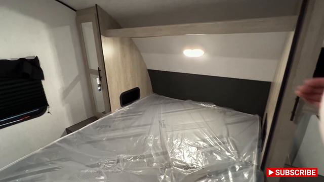 Big, Beautiful, Bunks | 2022 Prowler 320BH | Travel Trailer Bunkhouse RV Tour by Heartland RV смотреть онлайн