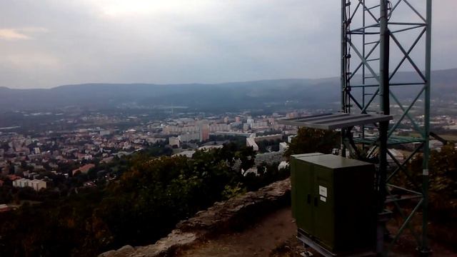 Замок и панорамы. Разговоры про возможность устроится куда угодно. смотреть онлайн