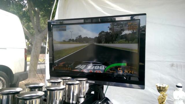 9yr old kid Bathurst v8 supercars simulator смотреть онлайн