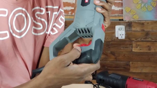 المقارنة الكاملة بين منشار كراون ?سوفيكلي? و ووركرافت?