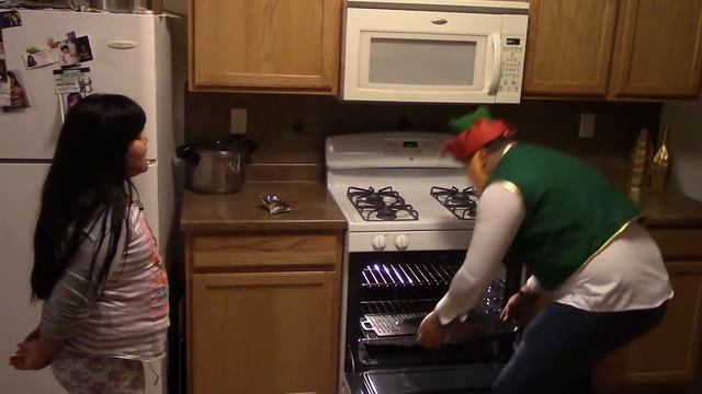 I STOLE A LEPRECHAUN'S POT OF GOLD!! Saint Patricks Day смотреть онлайн