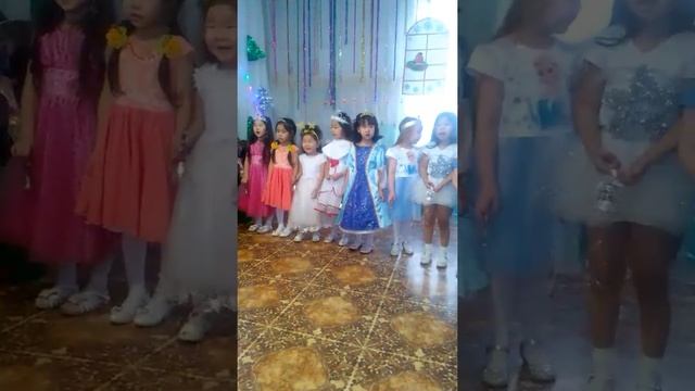 Колокольчики звенят смотреть онлайн