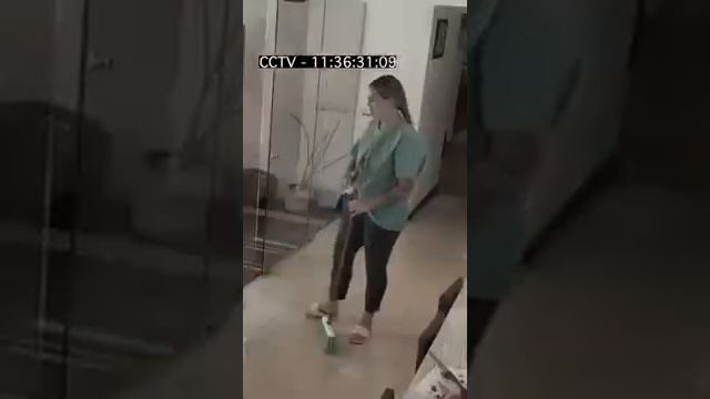 She catches her sucking a man's thing/ It’s crazy смотреть онлайн