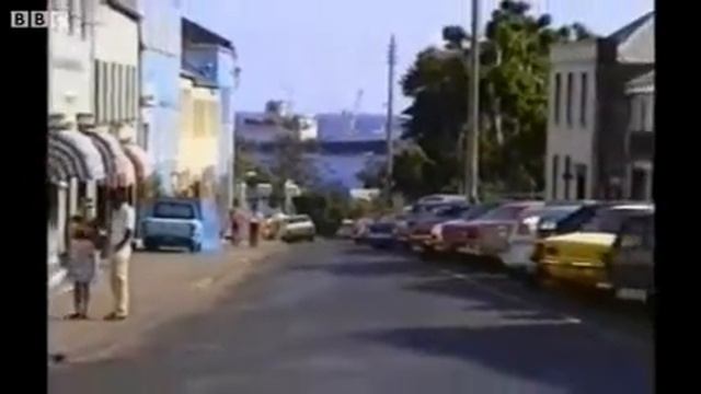 Policeman's remote island post смотреть онлайн