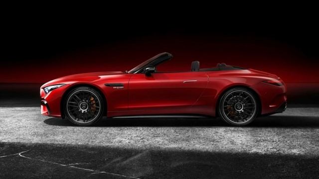 Mercedes-Benz SL 63 AMG (2022) смотреть онлайн