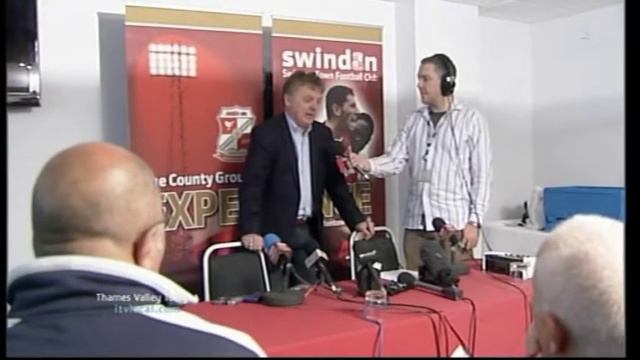 2008-12-04 Swindon Town fans have to wait another week for new boss announcement смотреть онлайн