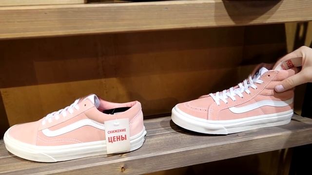 ПРОБУЕМ РОЖДЕСТВЕНСКИЕ НАПИТКИ | ОДИН ДЕНЬ С ДЕНИСОМ смотреть онлайн