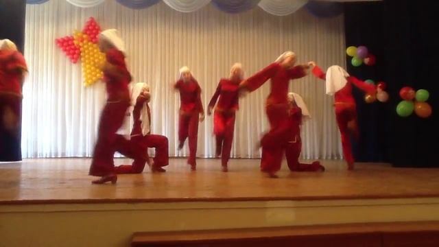 Хореографический ансамбль "Самоцветы" - Танец Дагестанских девушек смотреть онлайн