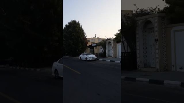 Эмираты: Пейзажи окрестностей города Шардж смотреть онлайн