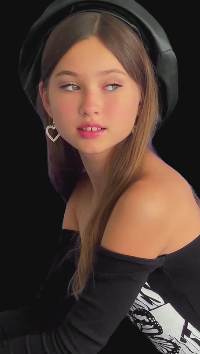 Ангелина star vs Ангелина смотреть онлайн