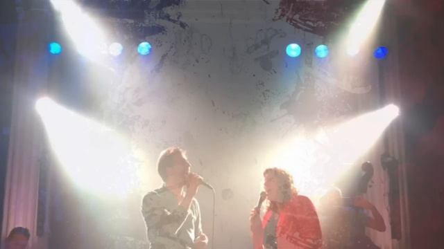 Martin Brand & Elise Mannah - Heb het leven lief (live) смотреть онлайн
