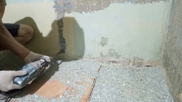 Как удалить старую краску со стен в ванной до бетона. смотреть онлайн