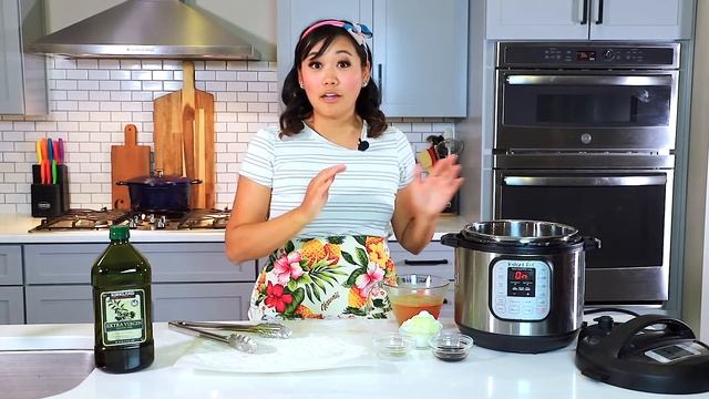 INSTANT POT vs CROCK POT TASTE TEST - Pot Roast! смотреть онлайн