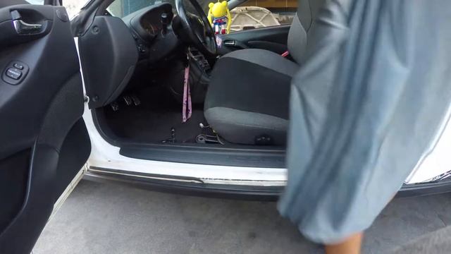 How to remove the seats of toyota celica