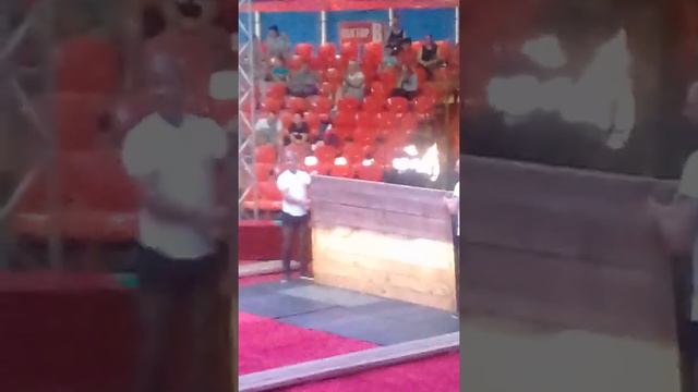 Цирк Корона(3) смотреть онлайн