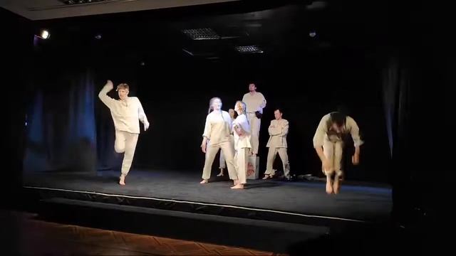 "Сон літньої ночі" В. Шекспір - Молодий театр смотреть онлайн