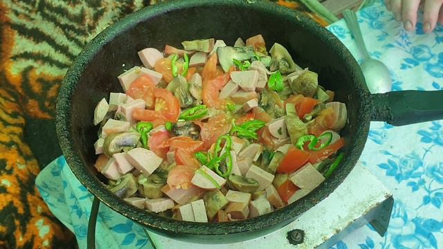 Отличный завтрак из того что было смотреть онлайн