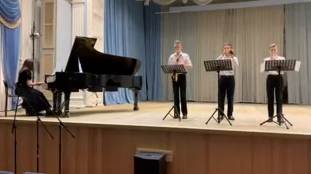 ИНСТРУМЕНТАЛЬНЫЙ КВАРТЕТ Е. Крылатов "Воспоминание" смотреть онлайн