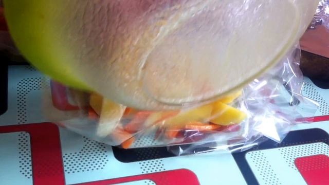 Курица в Маринаде с Картошкой и Морковью в Духовке Рецепт смотреть онлайн