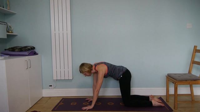 Yoga for Scoliosis - 15min evening practice смотреть онлайн