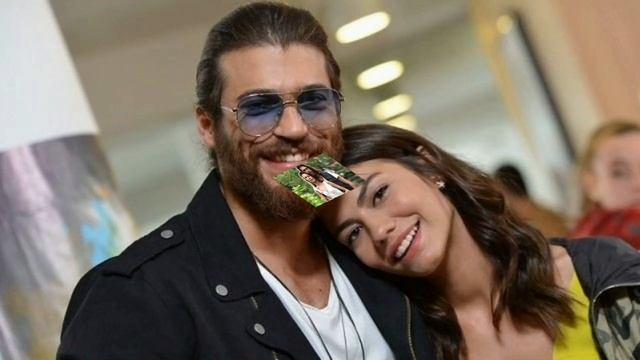 Shocking claim!''Did Özge Gürel cause Can and Demet to break up years ago?'' смотреть онлайн