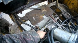 UNC 061, МКСМ  Модернизация управления хода и распределителем допоборудования, замена троса на тяги