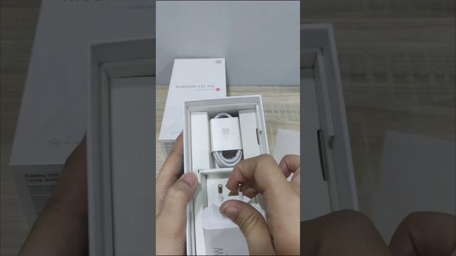 Xiaomi 13T Pro unboxing #xiaomi #dimensity9200+ #android #smartphone #5g #unboxing #leica #short смотреть онлайн