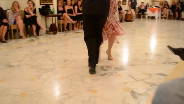 Osvaldo Roldan e Anna Maria Ferrara- Milonga- Villa Angelina смотреть онлайн