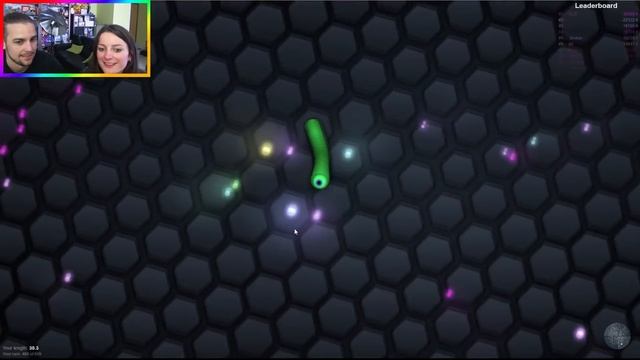 NOUVEAUX SKINS ! ALIEN EN VUE | SLITHERIO FR смотреть онлайн